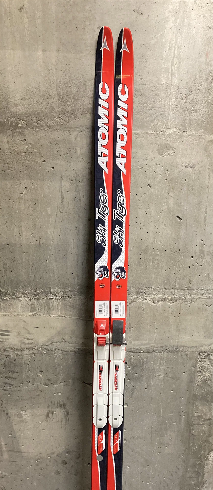 ATOMIC cross-country skis with bindings Ski Tiger red/black