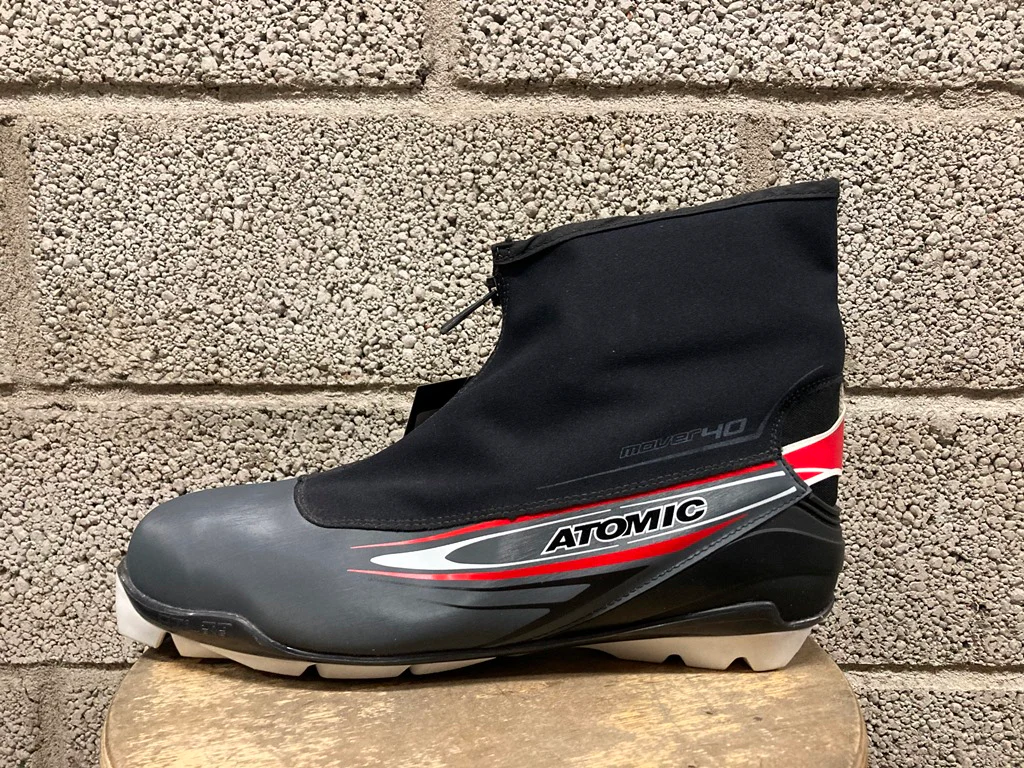 ATOMIC XC Ski Boots Mover 40