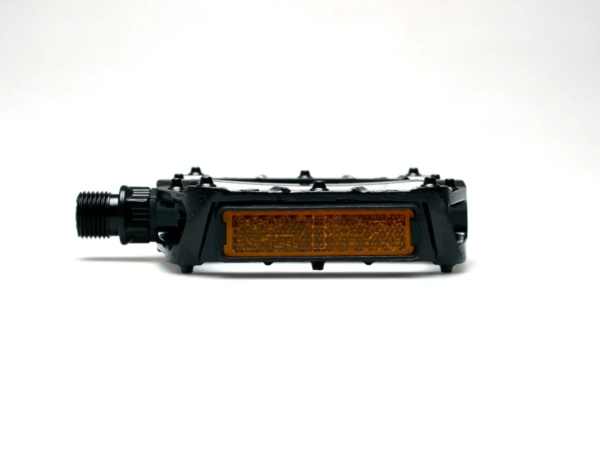 BLB BMX Aluminum Platform Pedals - Image 4