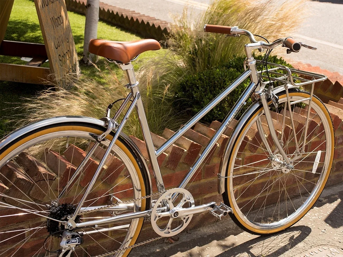 BLB Butterfly 8spd Town Bike - Chrome - Image 9