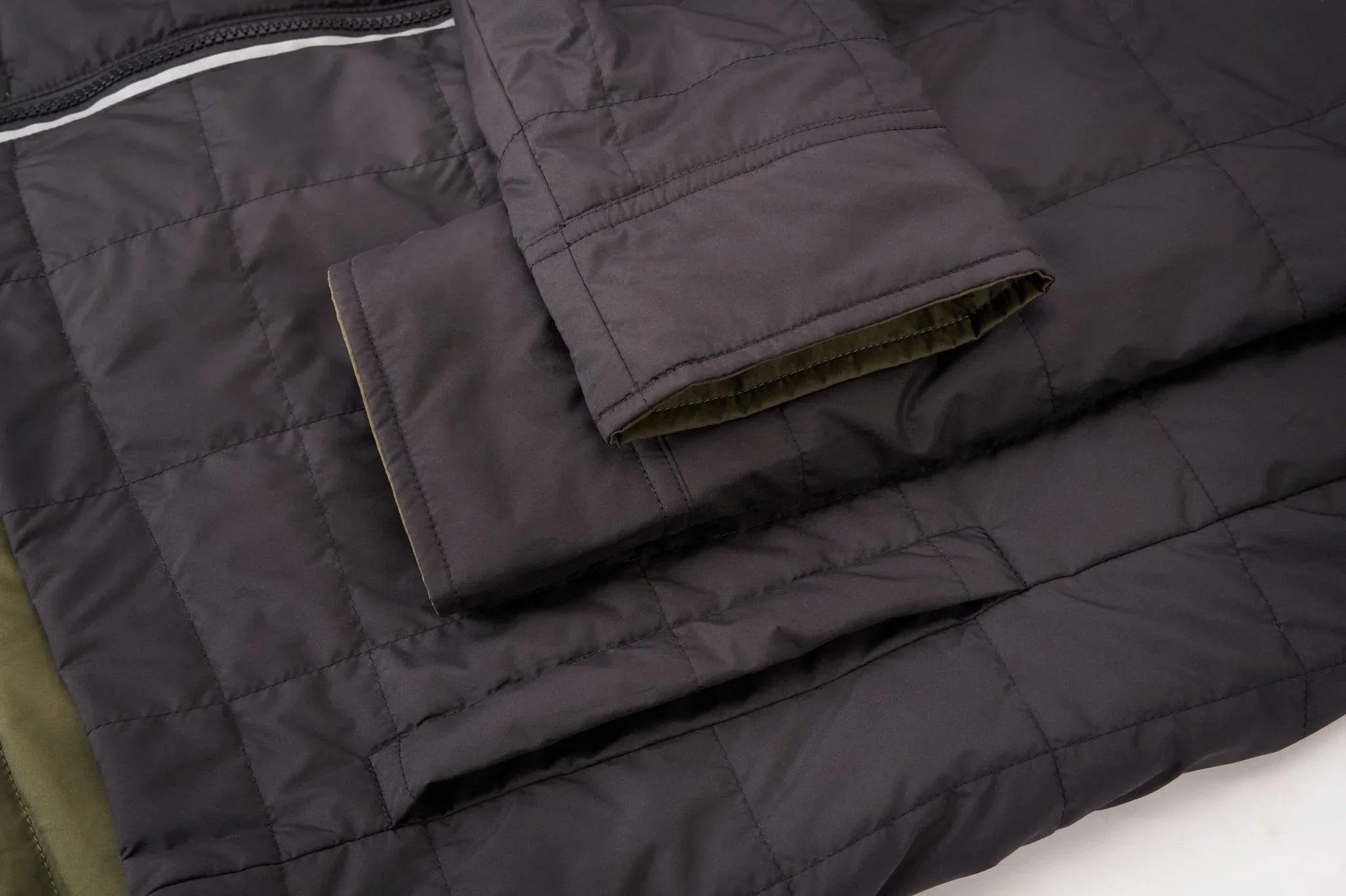 Chrome Industries Two Way Insulated Schacket - Image 6