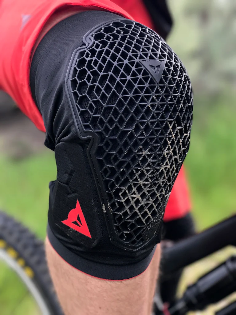 DAINESE knee armor Pro Armor black/white - Image 2