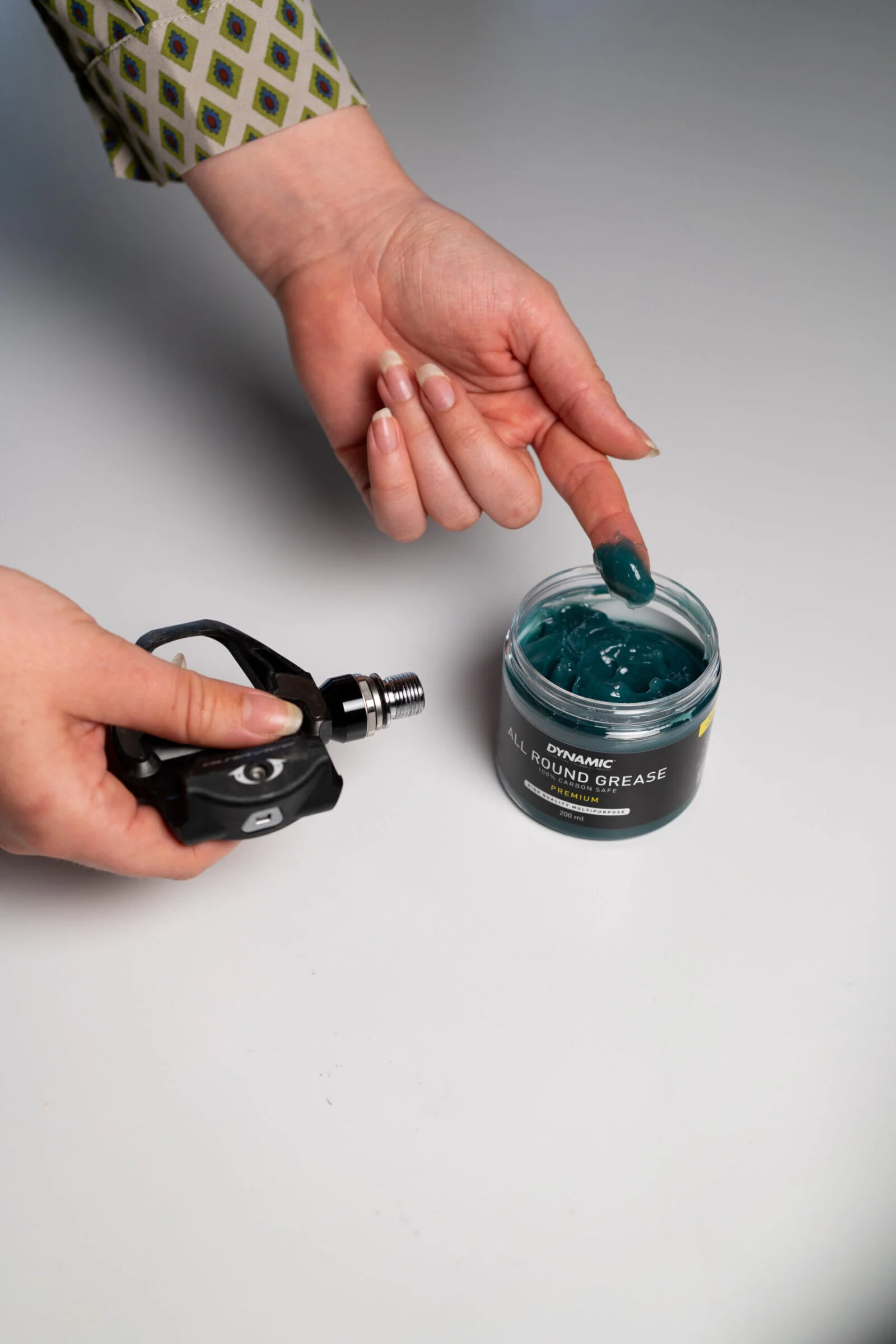 Dynamic All Round Grease Premium 200 ml - Image 2