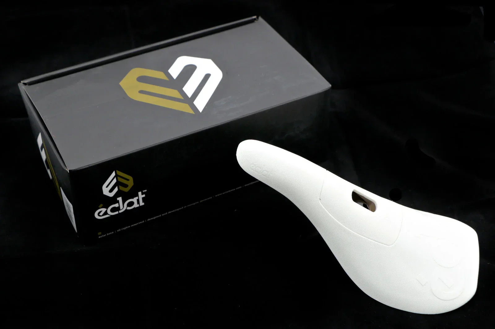 Eclat Gonzo - Unpadded Pivotal Seat - Image 3