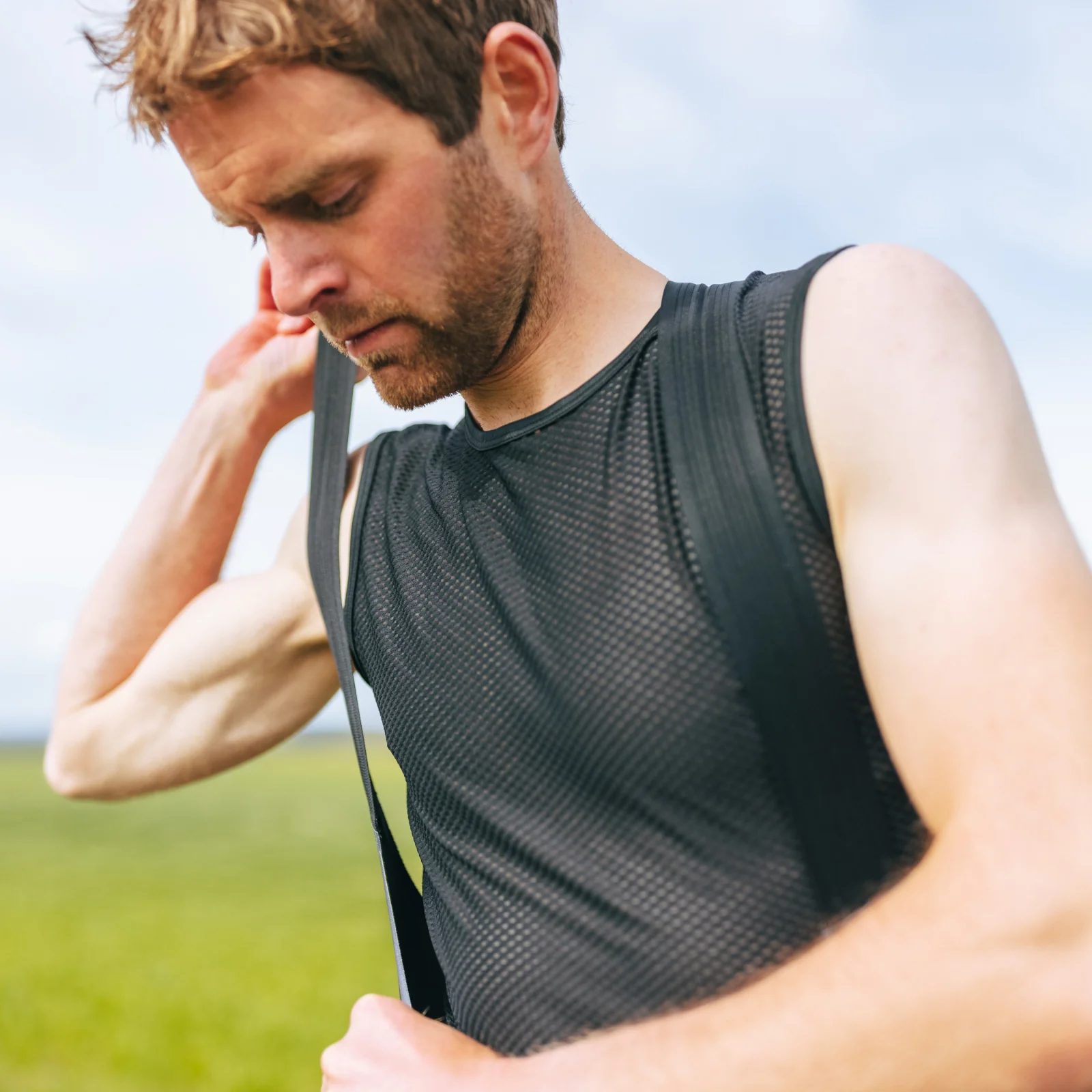 GripGrab Ultralight Mesh Sleeveless Base Layer 3-Pack - Image 2