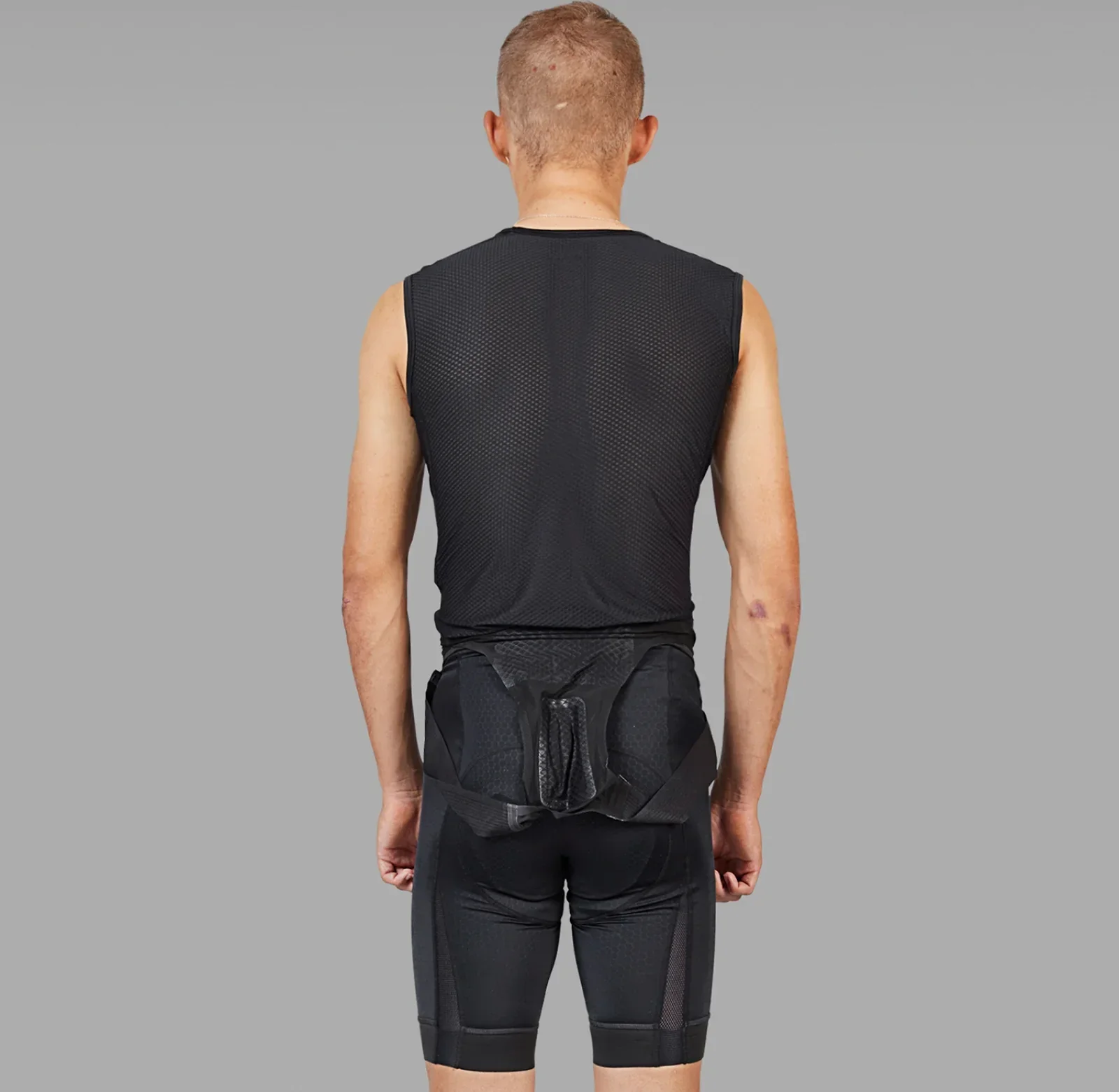 GripGrab Ultralight Mesh Sleeveless Base Layer - Image 5
