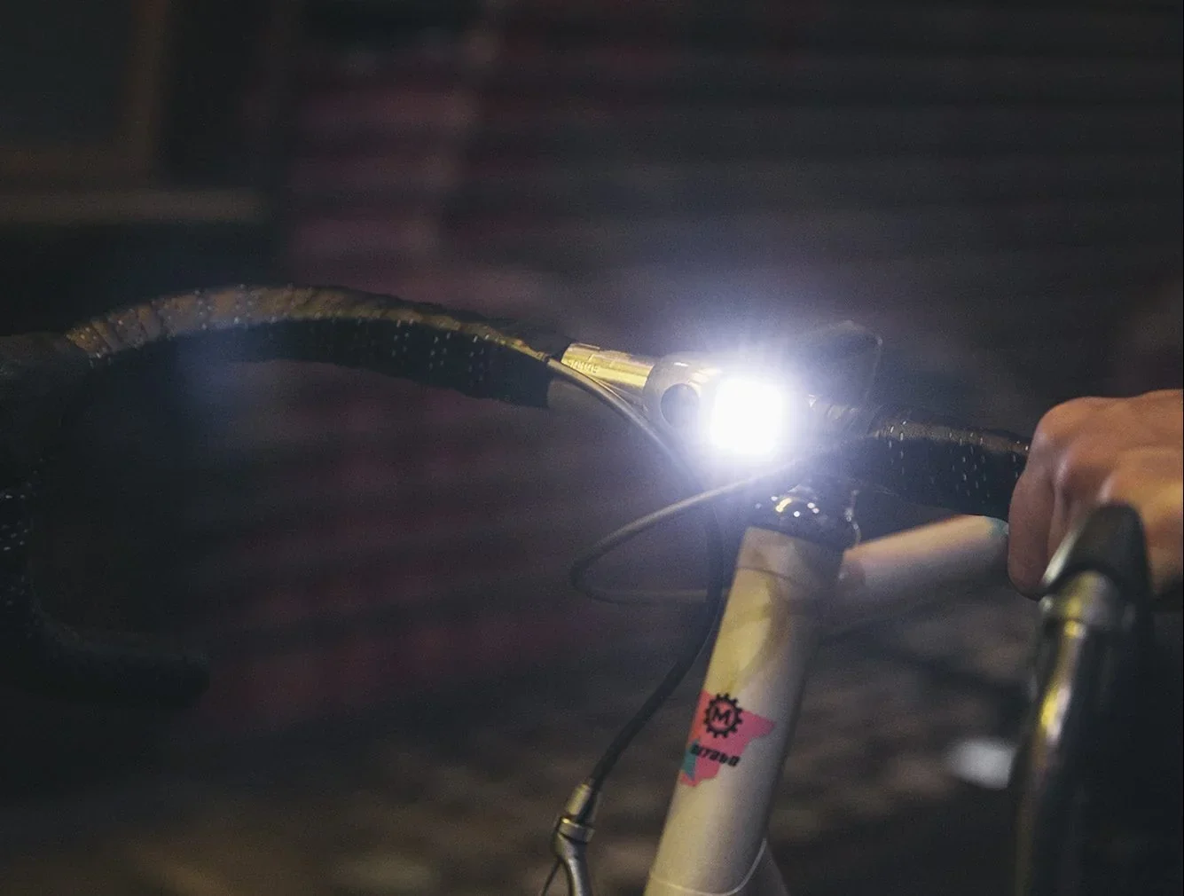 Knog Blinder Mini Light Front - Image 6