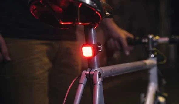 Knog Blinder Mini Light Rear - Image 8