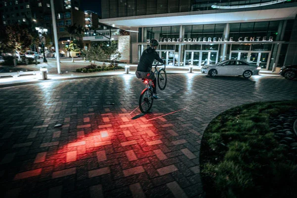 Lezyne LASER Drive Rear USB - Image 6