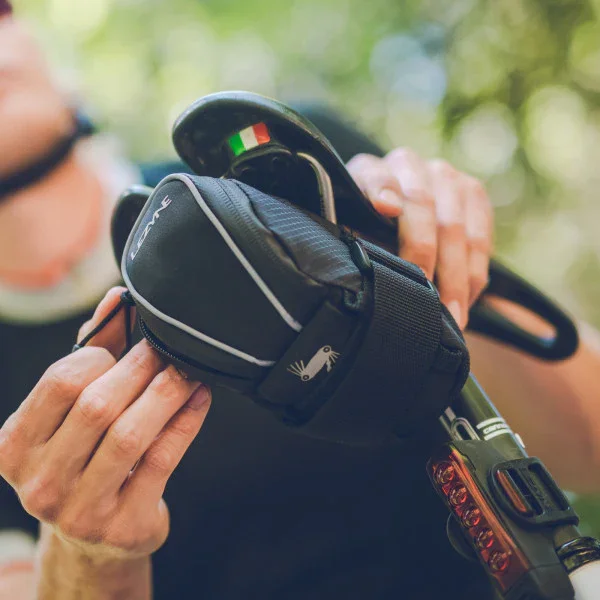 Lezyne Saddle Bag Micro Caddy - Image 3