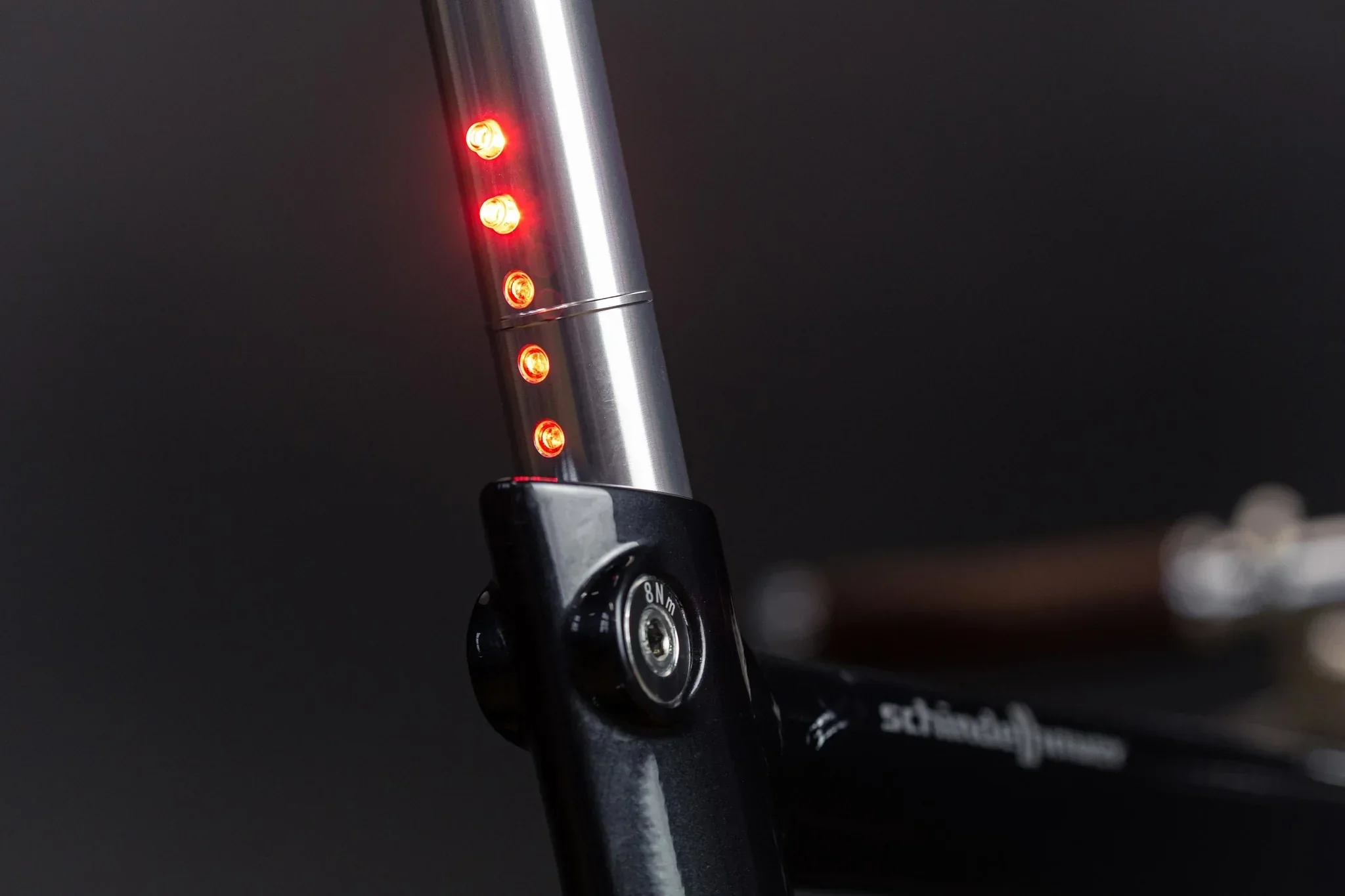 Schindelhauer LightSKIN LED seat post dynamo - Image 4