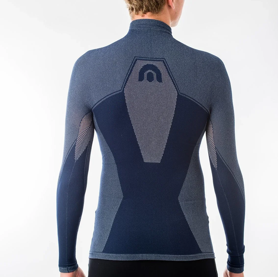 Megmeister Men's DRYNAMO Winter Cycle Long Sleeve Base Layer High Neck - Image 8