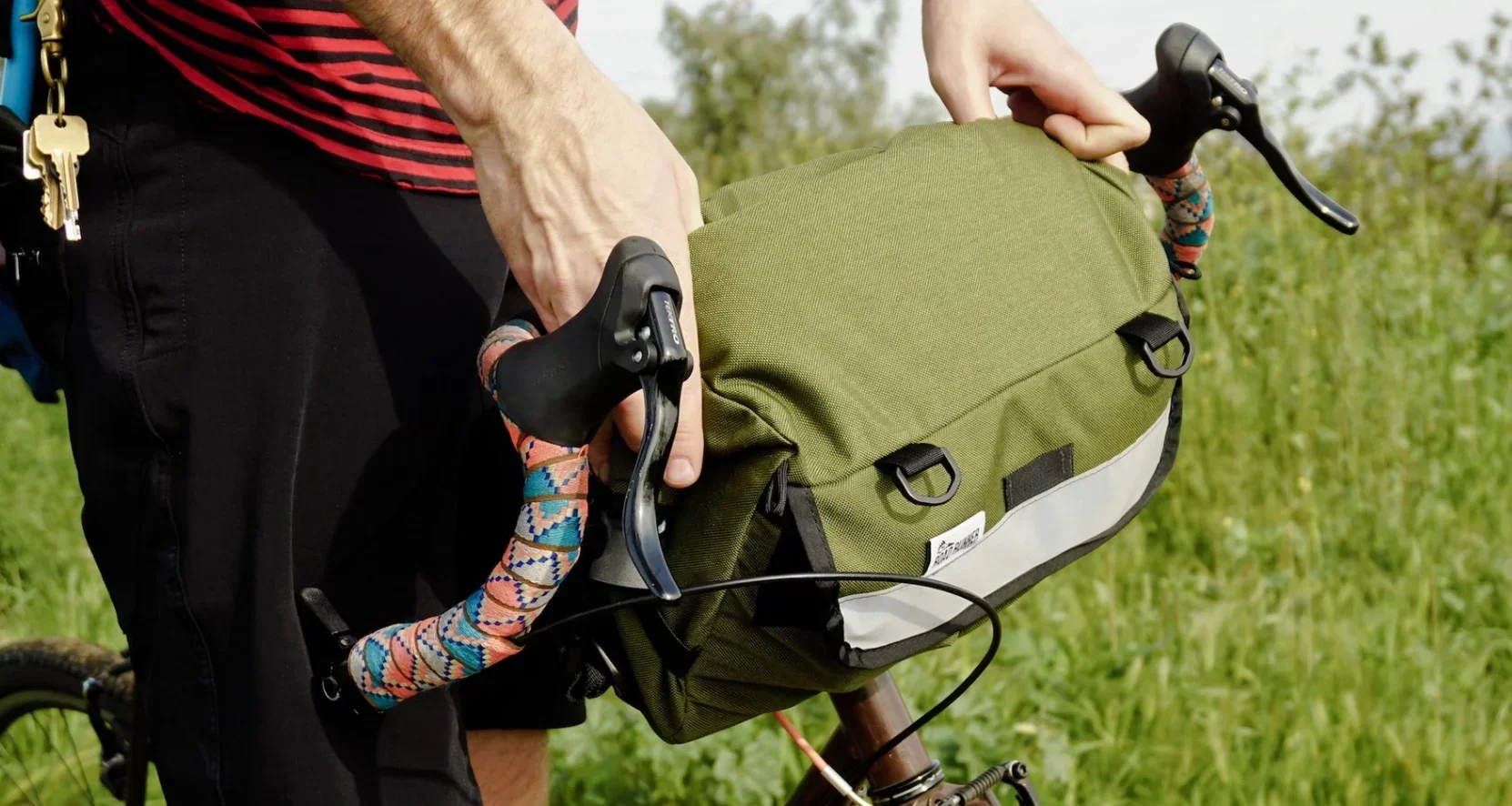 Road Runner Bags Middle Earth Jammer Handlebar Bag - Image 10