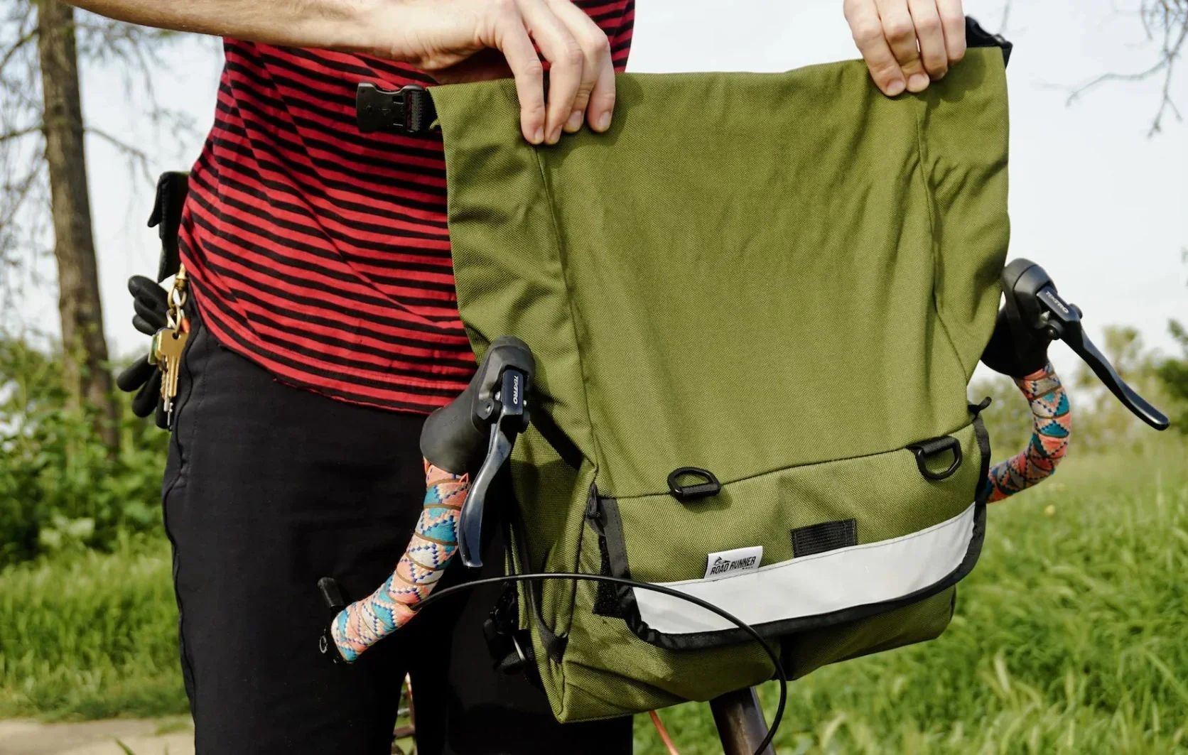 Road Runner Bags Middle Earth Jammer Handlebar Bag - Image 2