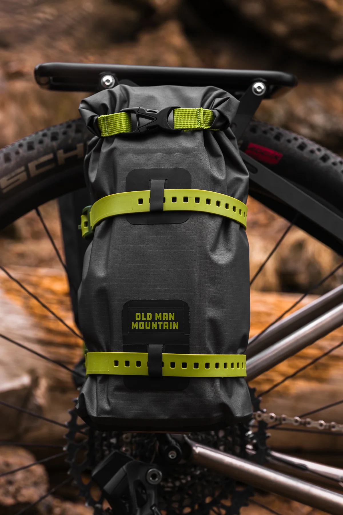 Old Man Mountain 5L Dry Bag - Image 3
