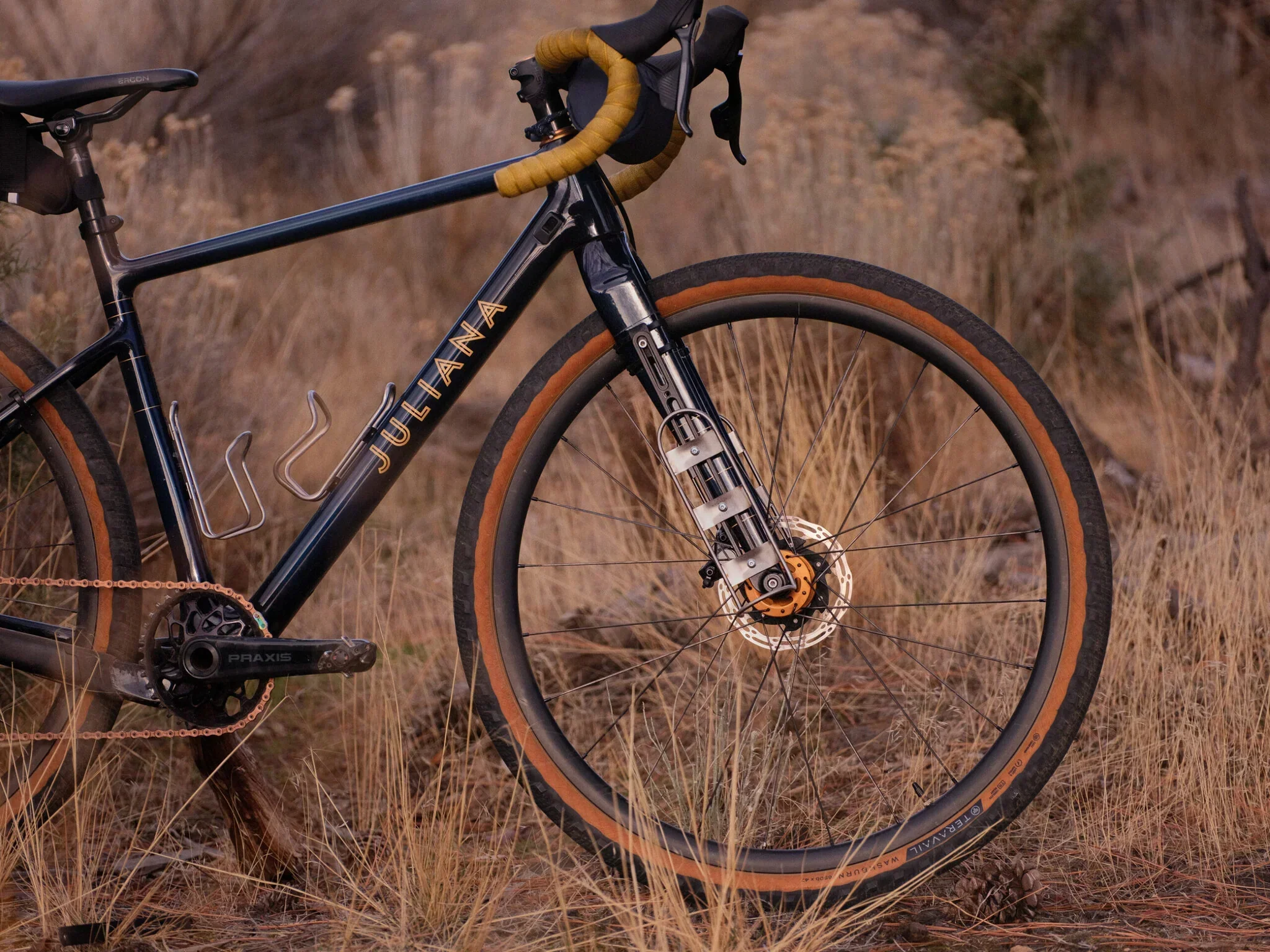 Old Man Mountain Axle Pack Black - Image 5