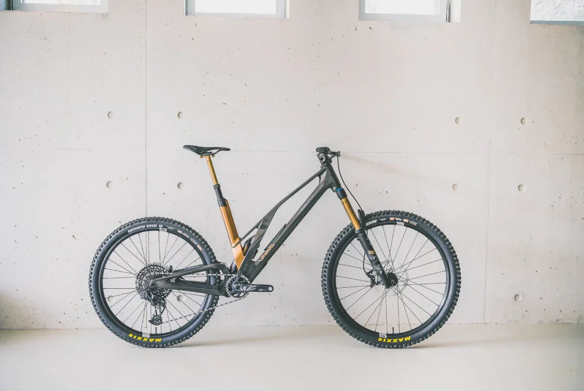Unno Bikes Burn - Image 9