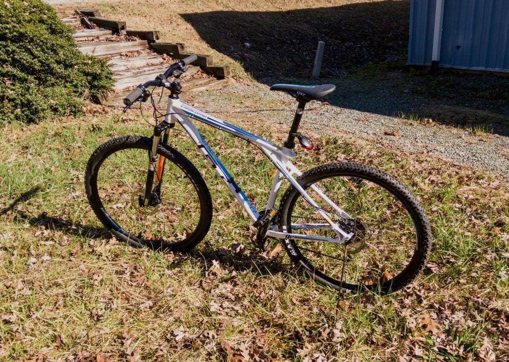 Upstand Road Bike Carbon Kickstand For 26" - 27.5" Wheels - Image 8