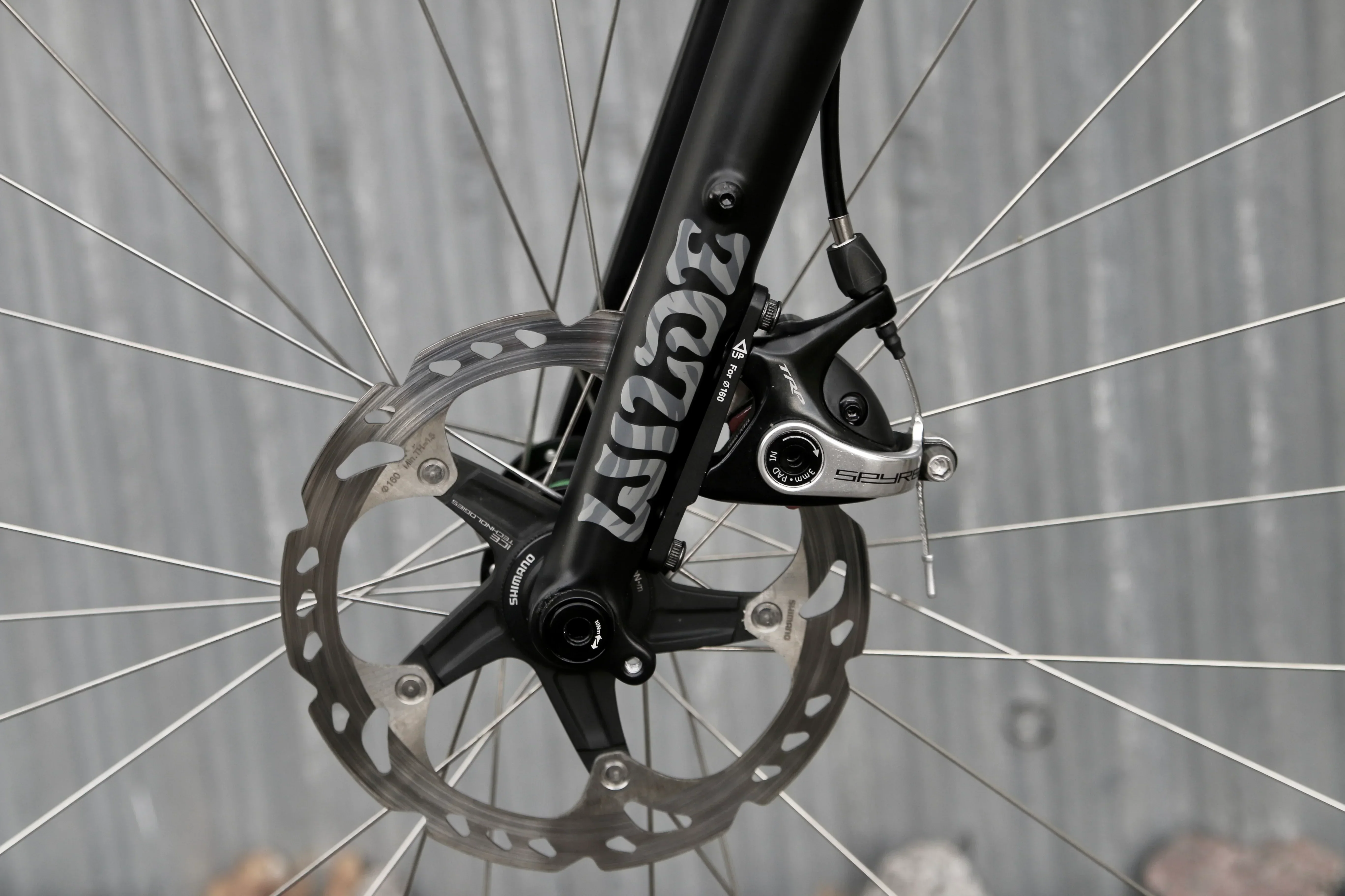 Wilde Wayfinder Straight Steerer 1 1/8" Carbon Fork - Image 4